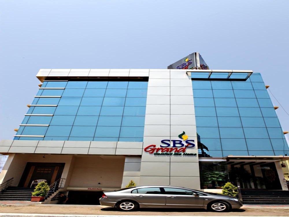 Hotel Sbs Grand Coimbatore Zewnętrze zdjęcie